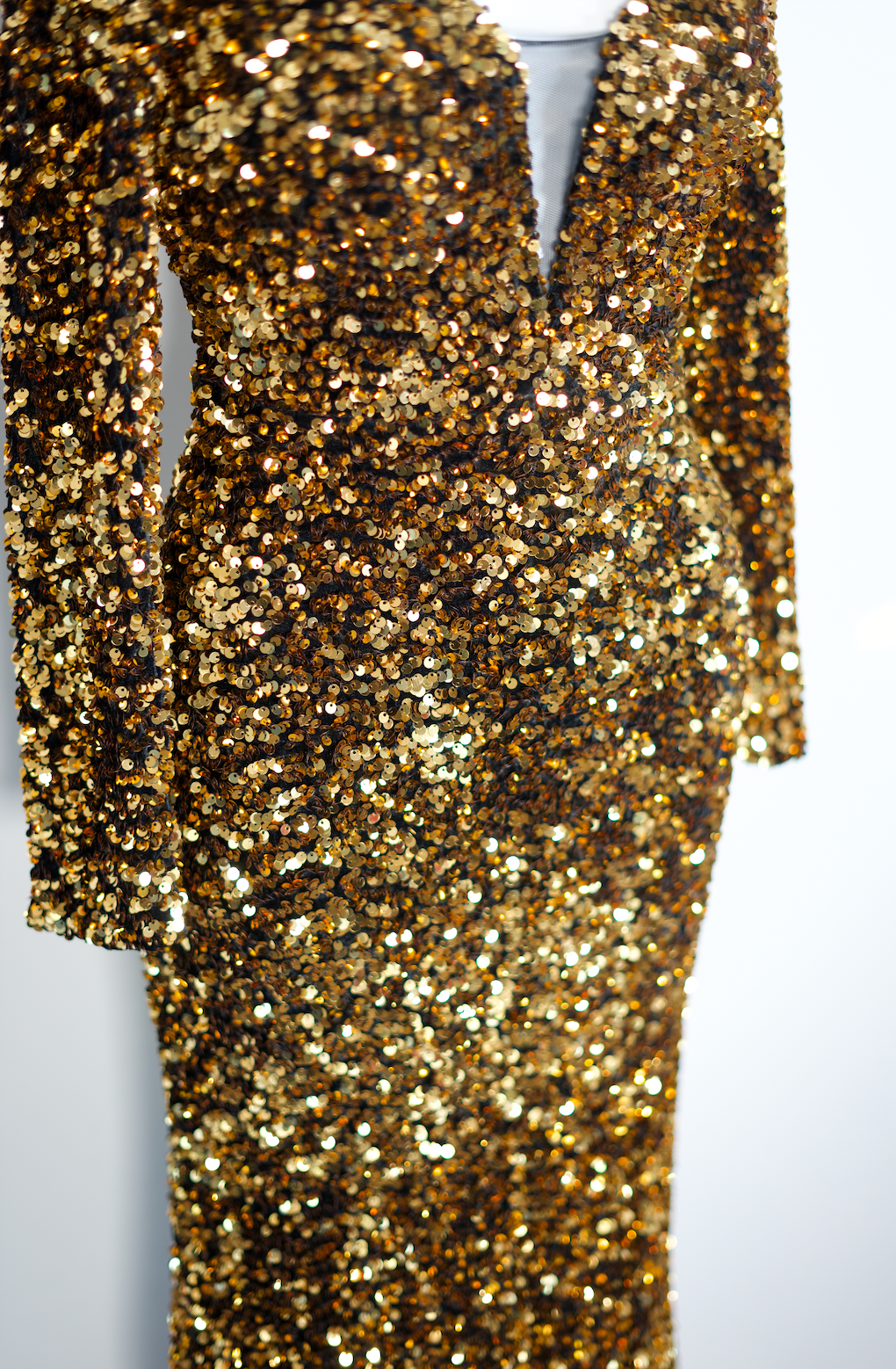 A Golden Shimmery Dress | €10 per day